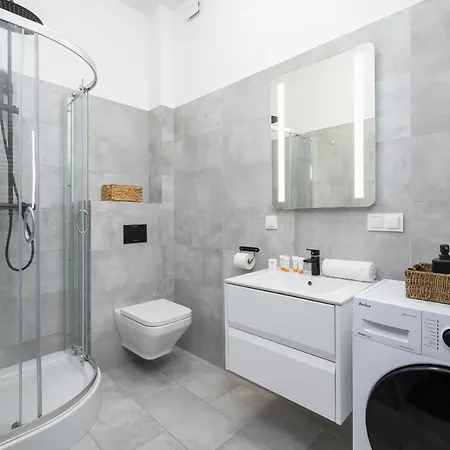 Stylish Studio Mickiewicza 51 Only 1 Km To Main Square By Renters Cracovia